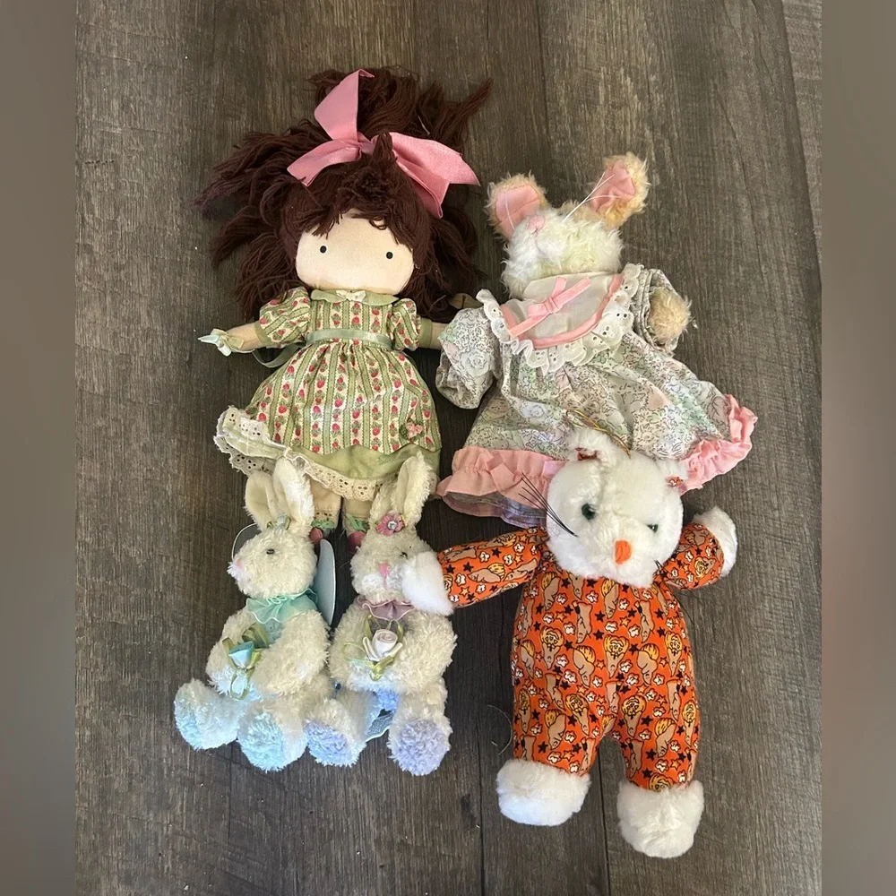 Bunny Rabbit Easter & Fall Autumn Rabbit with Girl doll - Picture 1 of 5